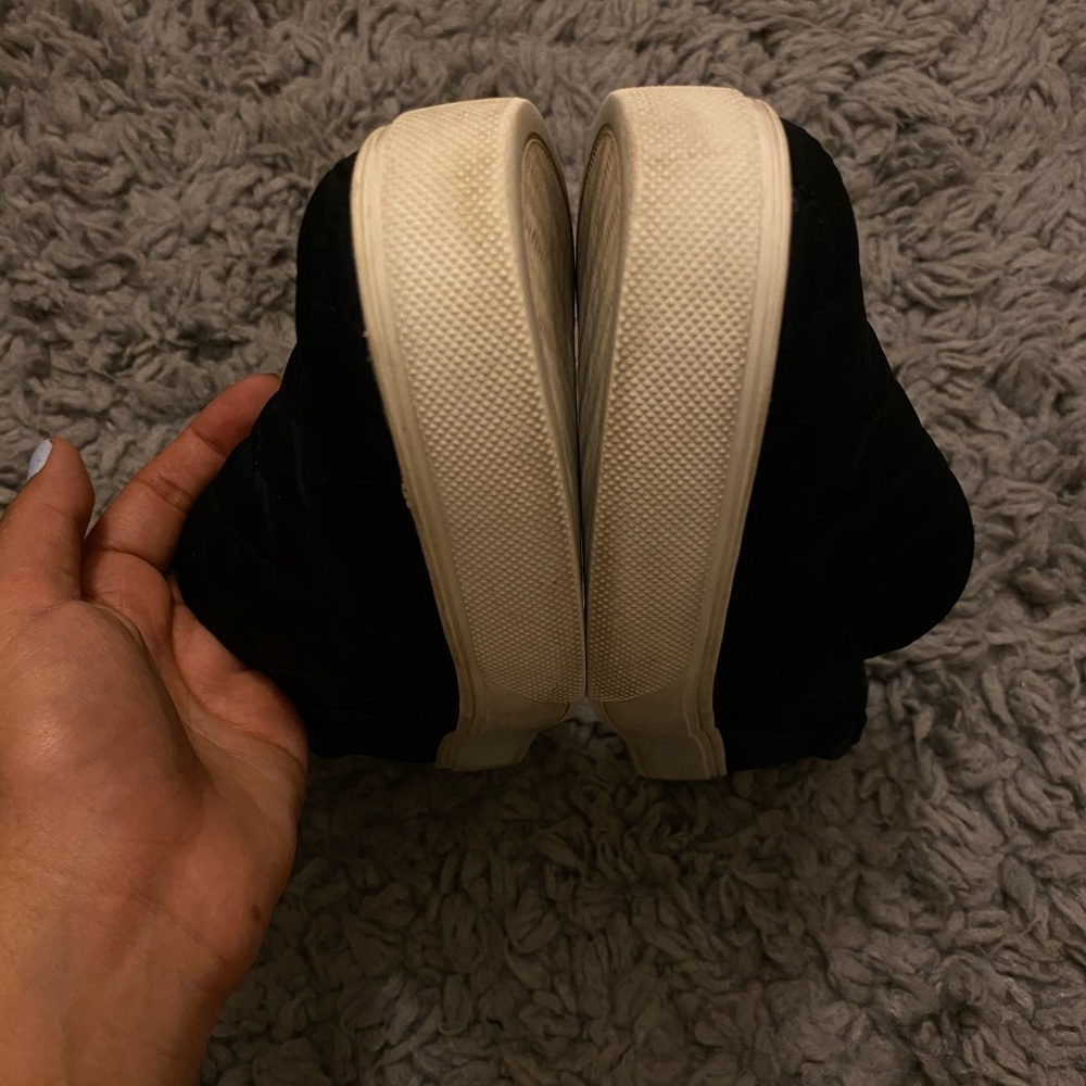Black and white Aldo slip on sneakers - Picture 4 of 13